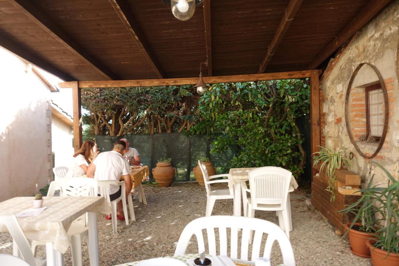 B&B Le Logge Di Sopra Asciano Exterior foto