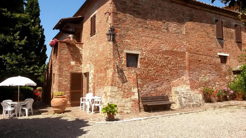 B&B Le Logge Di Sopra Asciano Exterior foto